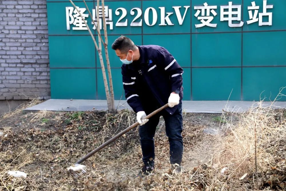 KY平台|西北碳化硅|绿碳化硅|黑碳化硅|碳化硅微粉|碳化硅颗粒|炼钢用碳化硅