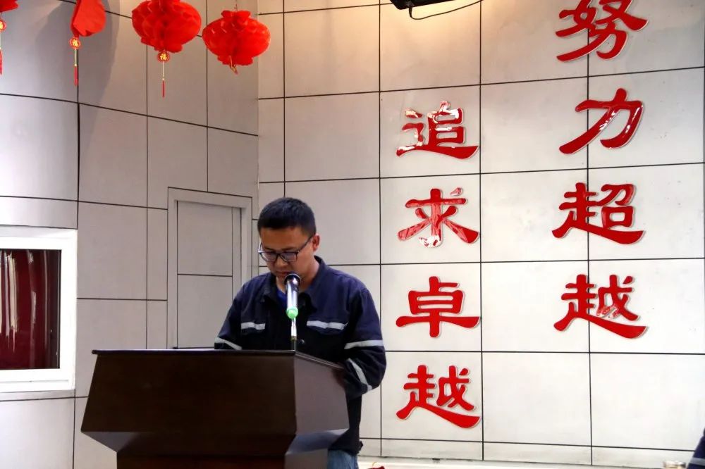 KY平台|西北碳化硅|绿碳化硅|黑碳化硅|碳化硅微粉|碳化硅颗粒|炼钢用碳化硅
