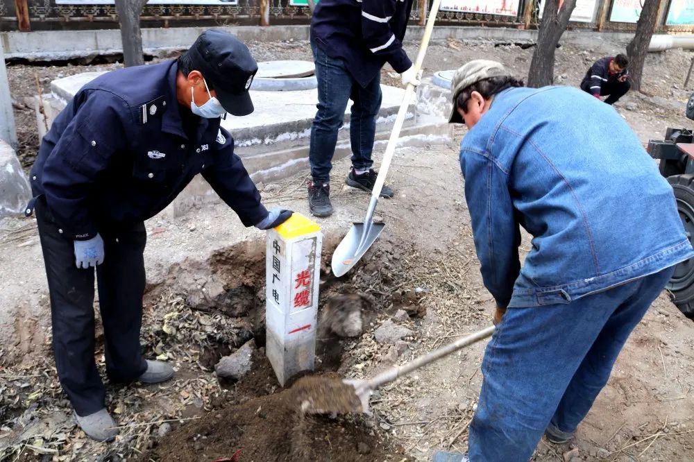 KY平台|西北碳化硅|绿碳化硅|黑碳化硅|碳化硅微粉|碳化硅颗粒|炼钢用碳化硅