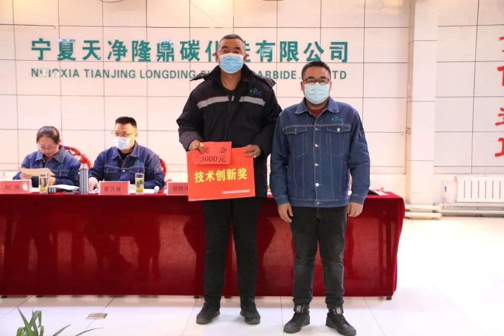 KY平台|西北碳化硅|绿碳化硅|黑碳化硅|碳化硅微粉|碳化硅颗粒|炼钢用碳化硅