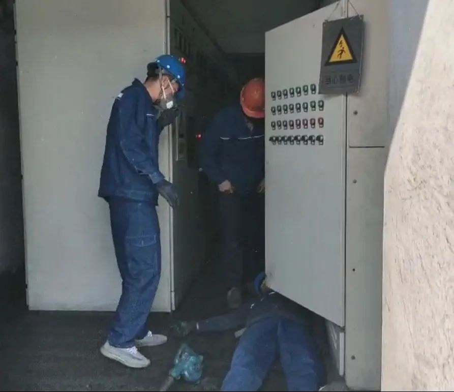 KY平台|西北碳化硅|绿碳化硅|黑碳化硅|碳化硅微粉|碳化硅颗粒|炼钢用碳化硅 KY平台|西北碳化硅|绿碳化硅|黑碳化硅|碳化硅微粉|碳化硅颗粒|炼钢用碳化硅