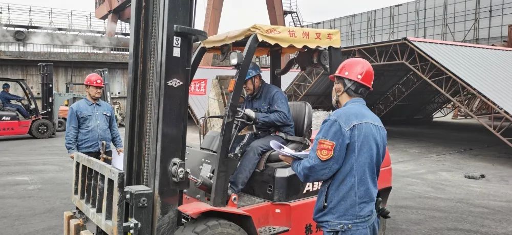 KY平台|西北碳化硅|绿碳化硅|黑碳化硅|碳化硅微粉|碳化硅颗粒|炼钢用碳化硅