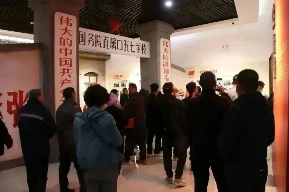 KY平台|西北碳化硅|绿碳化硅|黑碳化硅|碳化硅微粉|碳化硅颗粒|炼钢用碳化硅