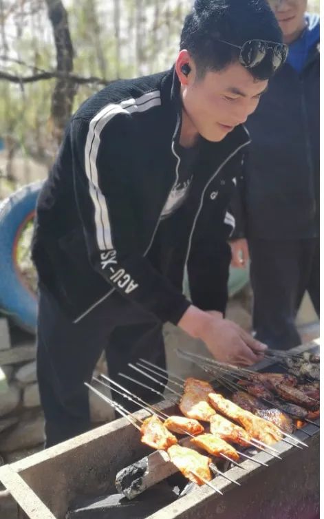 KY平台|西北碳化硅|绿碳化硅|黑碳化硅|碳化硅微粉|碳化硅颗粒|炼钢用碳化硅 KY平台|西北碳化硅|绿碳化硅|黑碳化硅|碳化硅微粉|碳化硅颗粒|炼钢用碳化硅