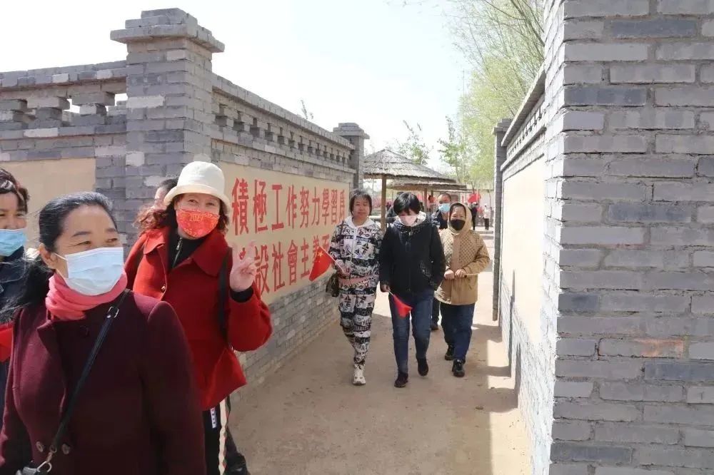 KY平台|西北碳化硅|绿碳化硅|黑碳化硅|碳化硅微粉|碳化硅颗粒|炼钢用碳化硅 KY平台|西北碳化硅|绿碳化硅|黑碳化硅|碳化硅微粉|碳化硅颗粒|炼钢用碳化硅