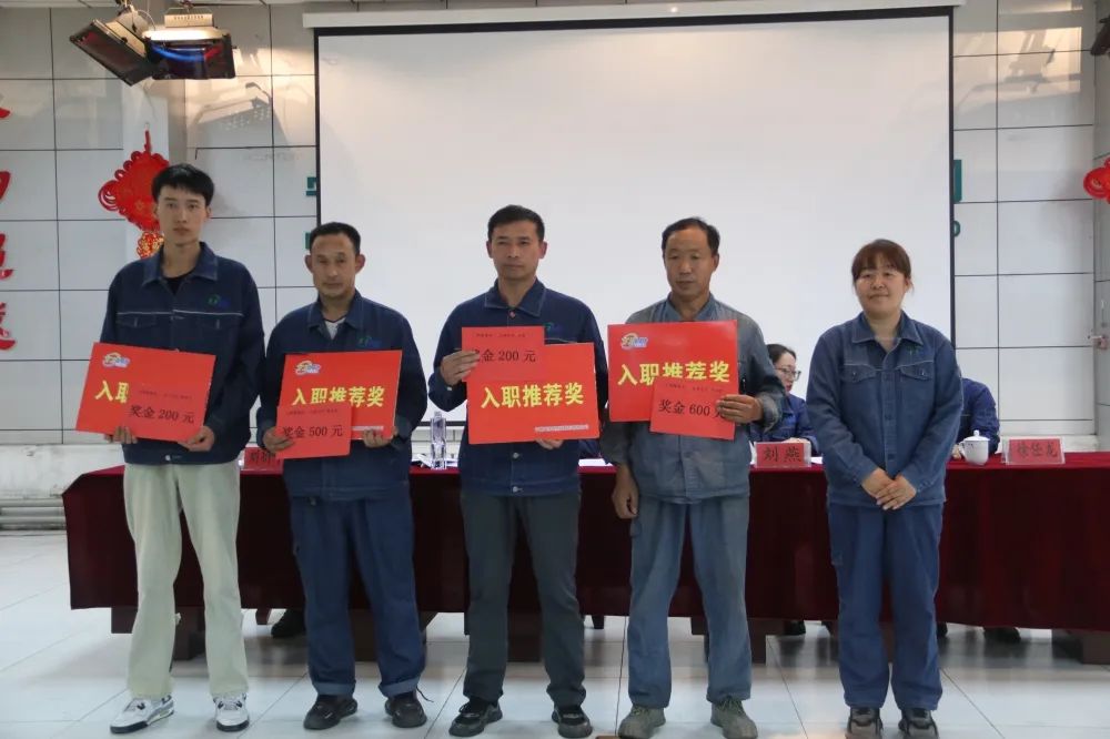 KY平台|西北碳化硅|绿碳化硅|黑碳化硅|碳化硅微粉|碳化硅颗粒|炼钢用碳化硅 KY平台|西北碳化硅|绿碳化硅|黑碳化硅|碳化硅微粉|碳化硅颗粒|炼钢用碳化硅