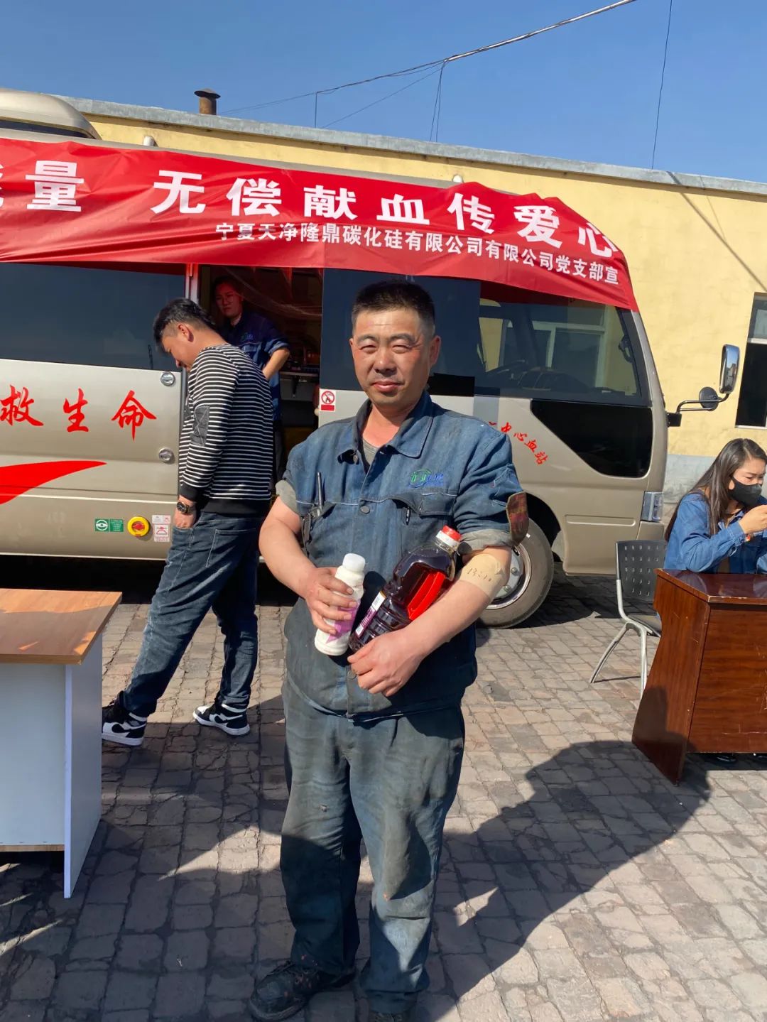 KY平台|西北碳化硅|绿碳化硅|黑碳化硅|碳化硅微粉|碳化硅颗粒|炼钢用碳化硅
