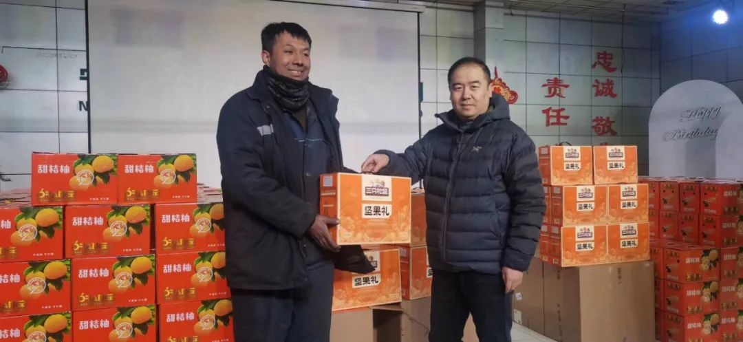 KY平台|西北碳化硅|绿碳化硅|黑碳化硅|碳化硅微粉|碳化硅颗粒|炼钢用碳化硅