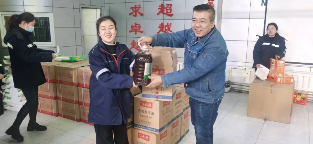KY平台|西北碳化硅|绿碳化硅|黑碳化硅|碳化硅微粉|碳化硅颗粒|炼钢用碳化硅