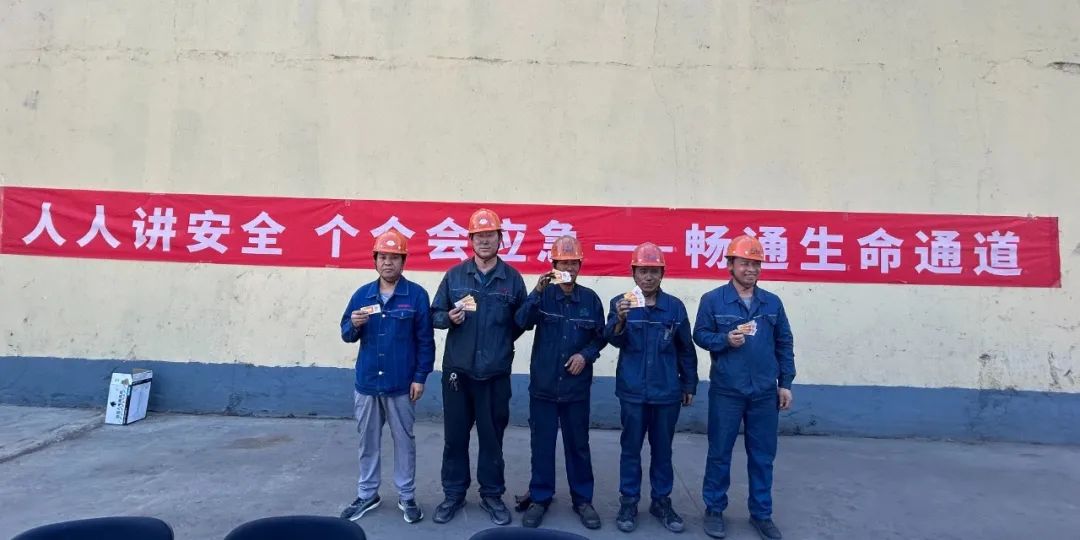 KY平台|西北碳化硅|绿碳化硅|黑碳化硅|碳化硅微粉|碳化硅颗粒|炼钢用碳化硅