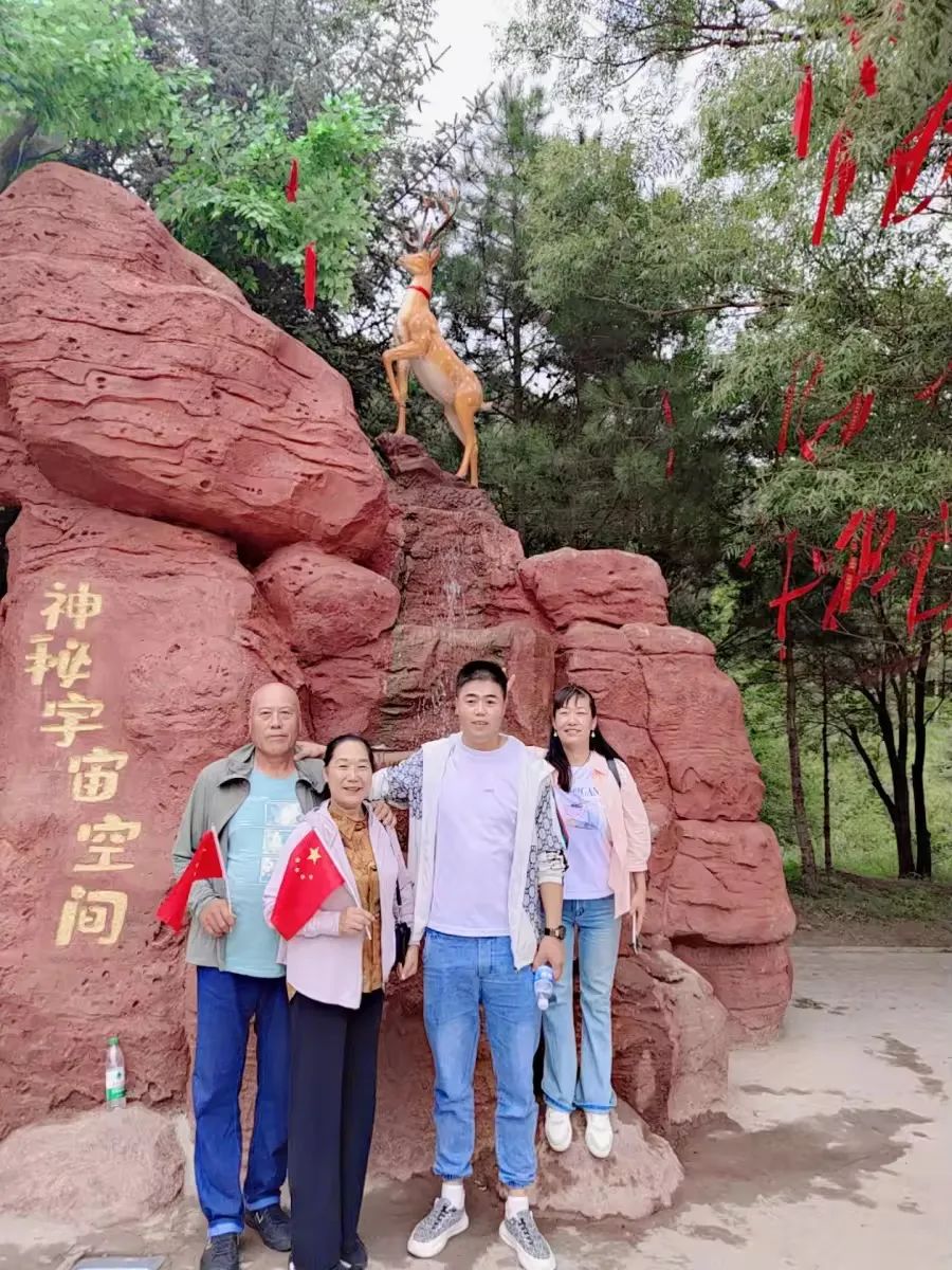 KY平台|西北碳化硅|绿碳化硅|黑碳化硅|碳化硅微粉|碳化硅颗粒|炼钢用碳化硅