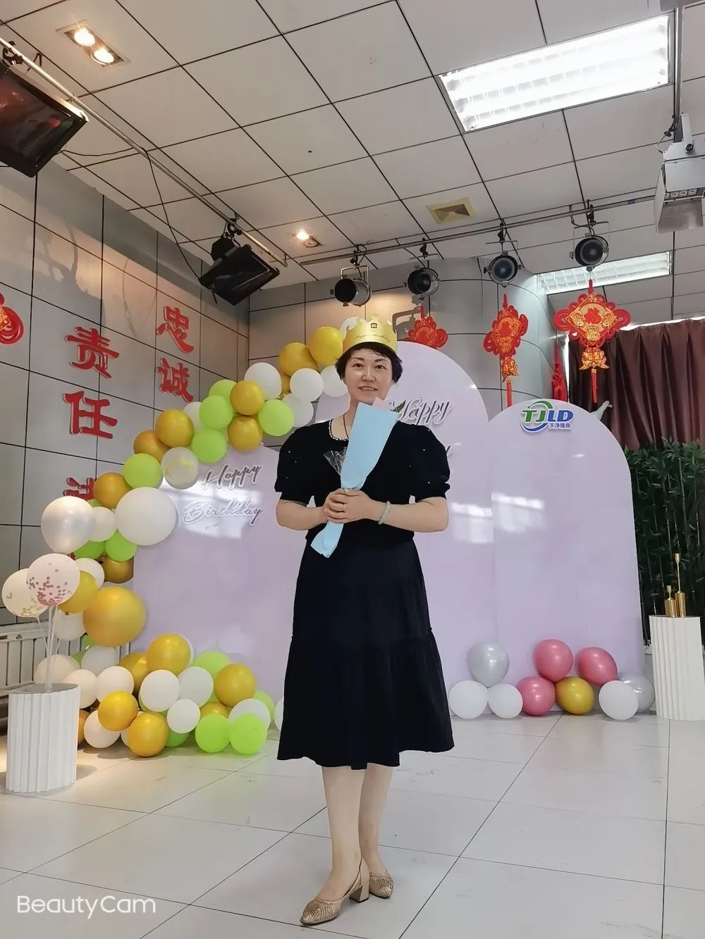 KY平台|西北碳化硅|绿碳化硅|黑碳化硅|碳化硅微粉|碳化硅颗粒|炼钢用碳化硅