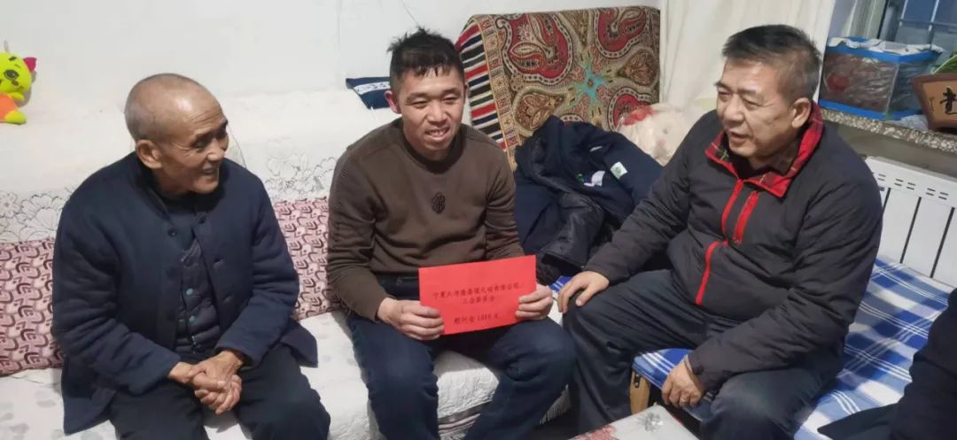 KY平台|西北碳化硅|绿碳化硅|黑碳化硅|碳化硅微粉|碳化硅颗粒|炼钢用碳化硅