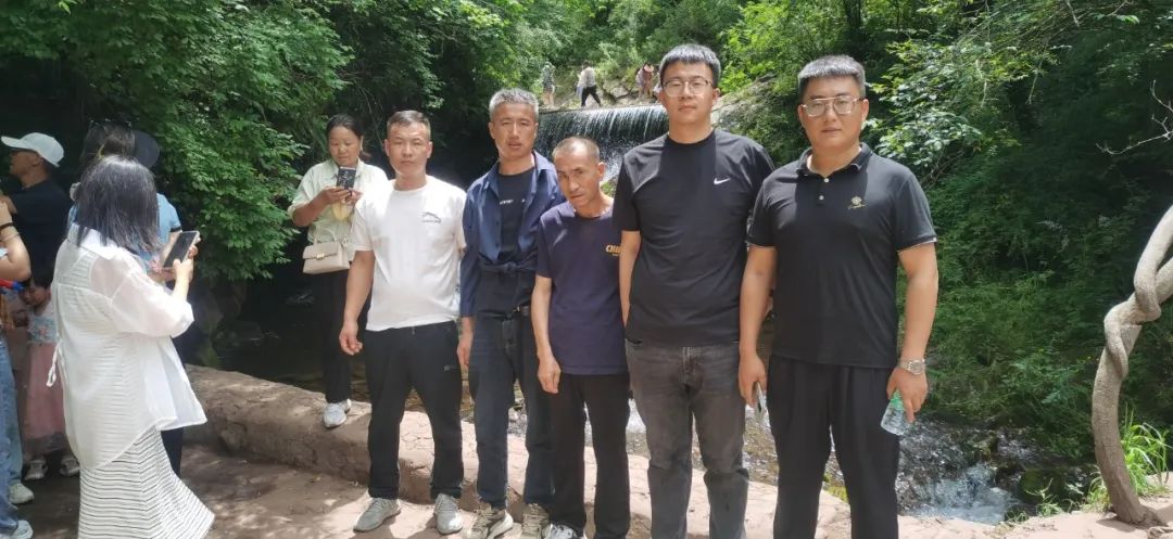 KY平台|西北碳化硅|绿碳化硅|黑碳化硅|碳化硅微粉|碳化硅颗粒|炼钢用碳化硅